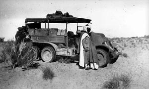 ALGERIE SAHARA 1923 A 29 EN RENAULT 6 ROUES (38)